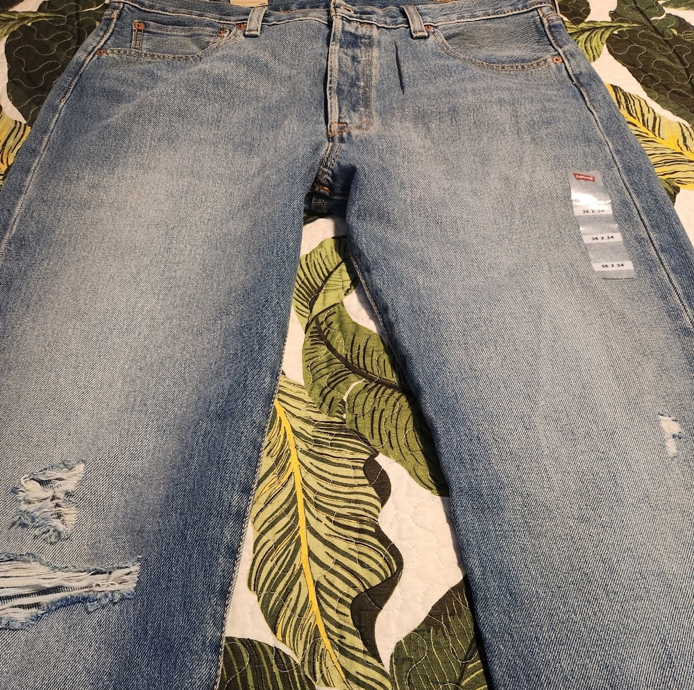 Levi's 501 Button-Up Blue Jeans 36×34